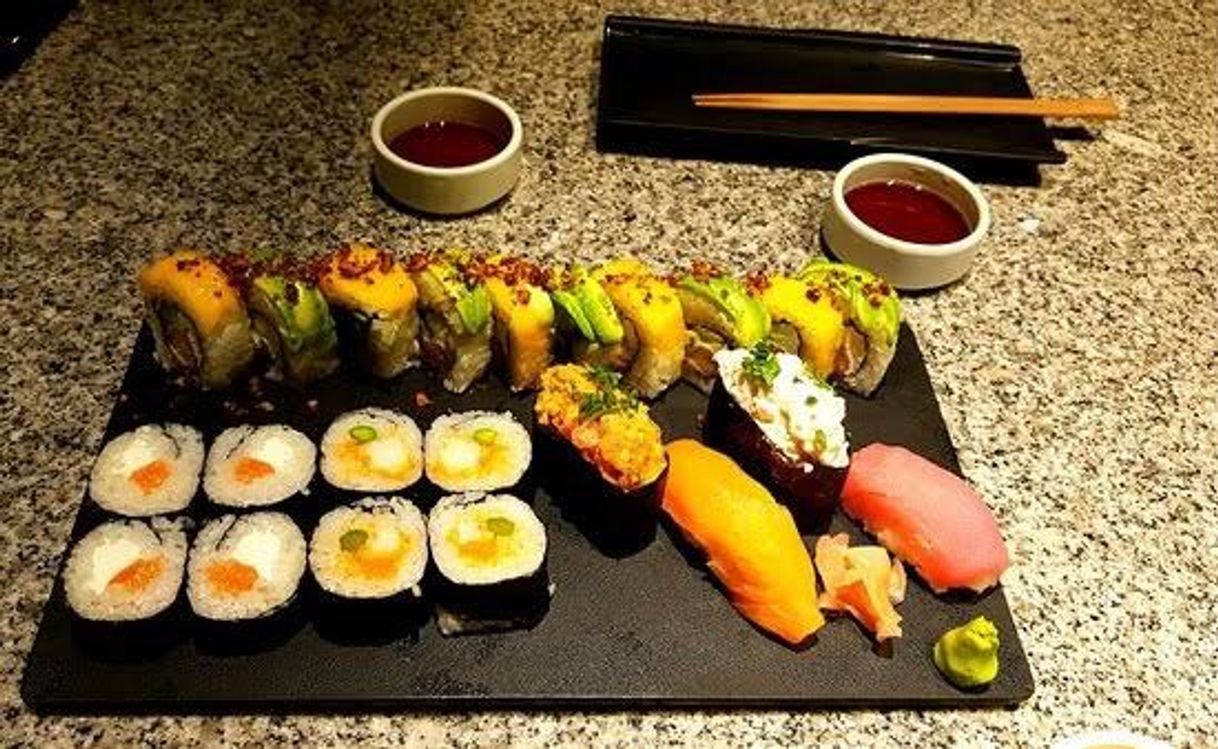 Restaurantes Sushi Roll Mundo E