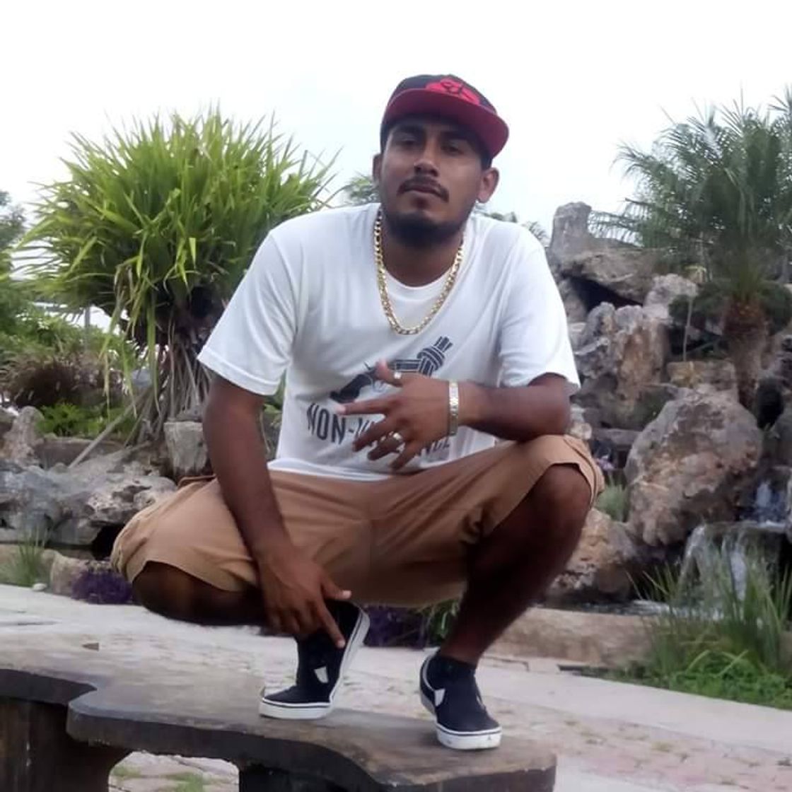 Music Una nueva promesa musical, rap versátil para todo gusto.