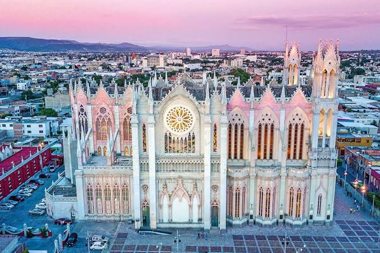 Lugar Templo Expiatorio Diocesano del Sagrado Corazón de Jesús