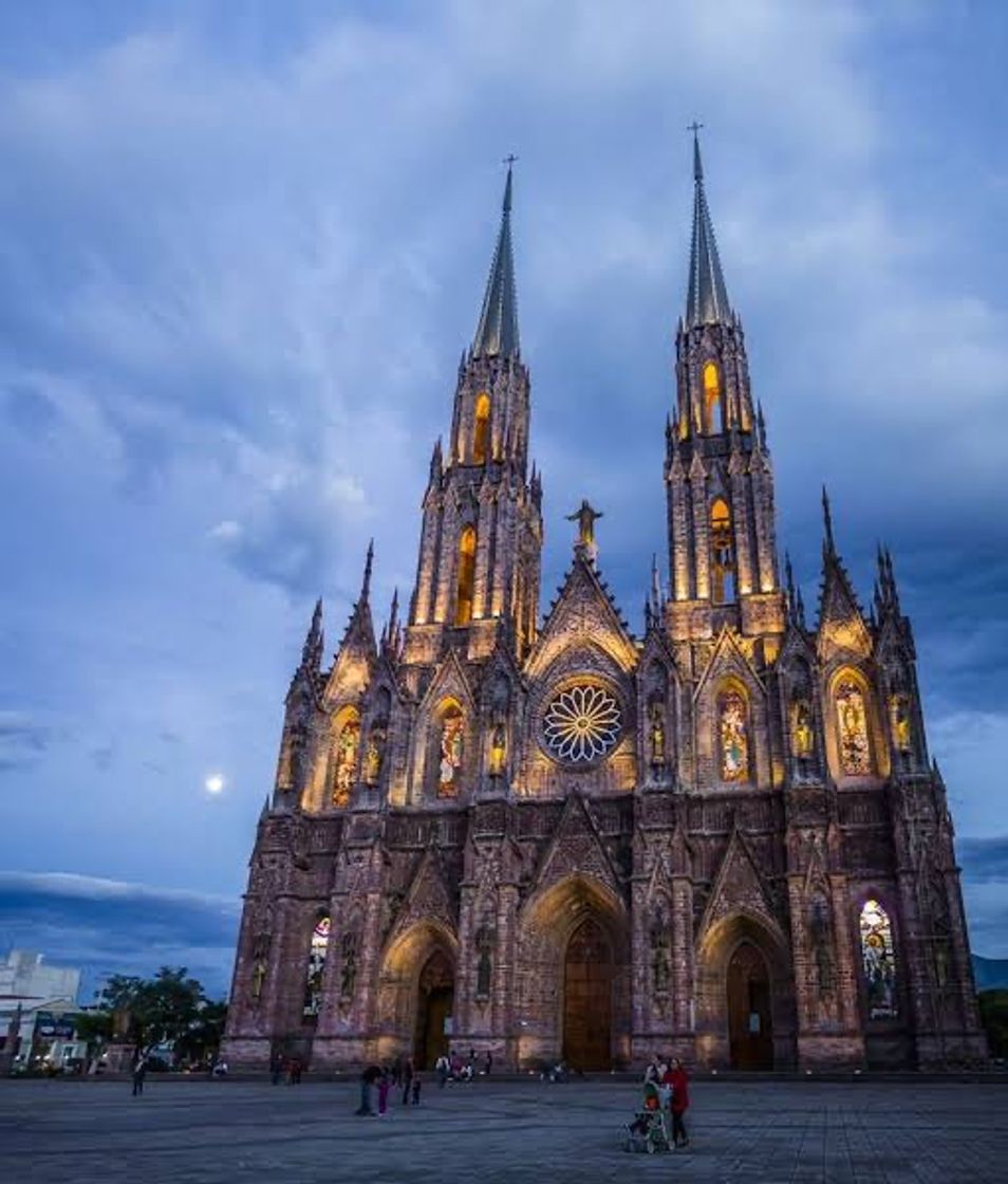 Lugar Templo Expiatorio del Sagrado Corazón de Jesús