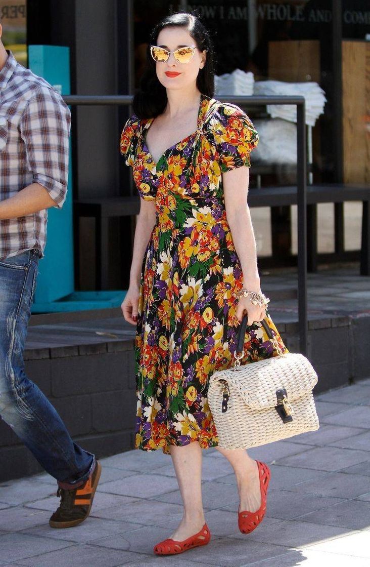 Social vintage dress
