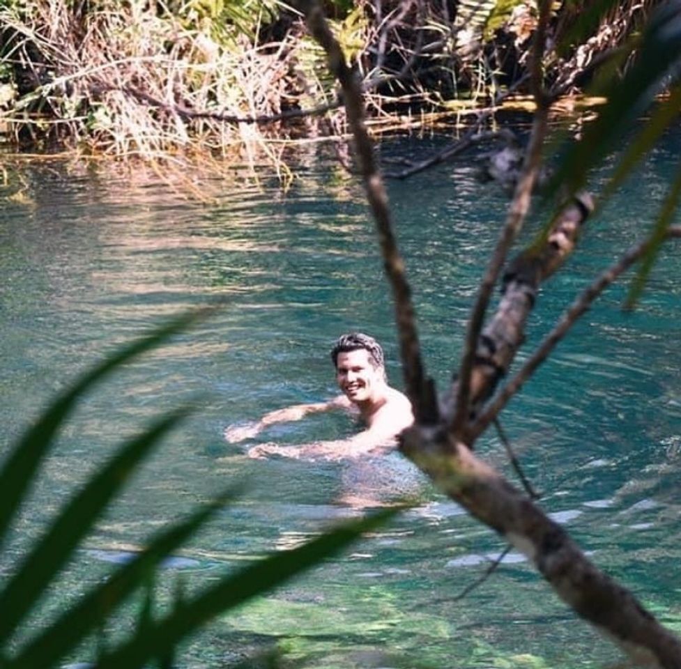 Lugar Cenote Escondido