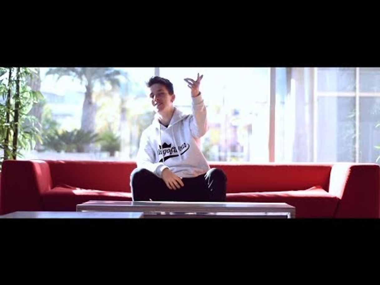 Canción Walls - NEGRO (Videoclip Oficial) - YouTube