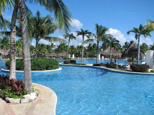Hotel Mayan Resort