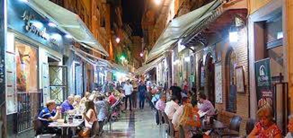 Place Calle Navas