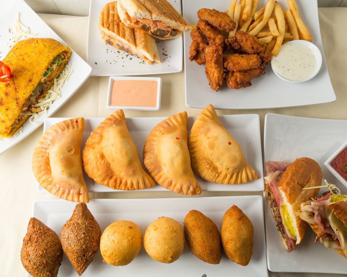 Restaurants Empanadas Monumental