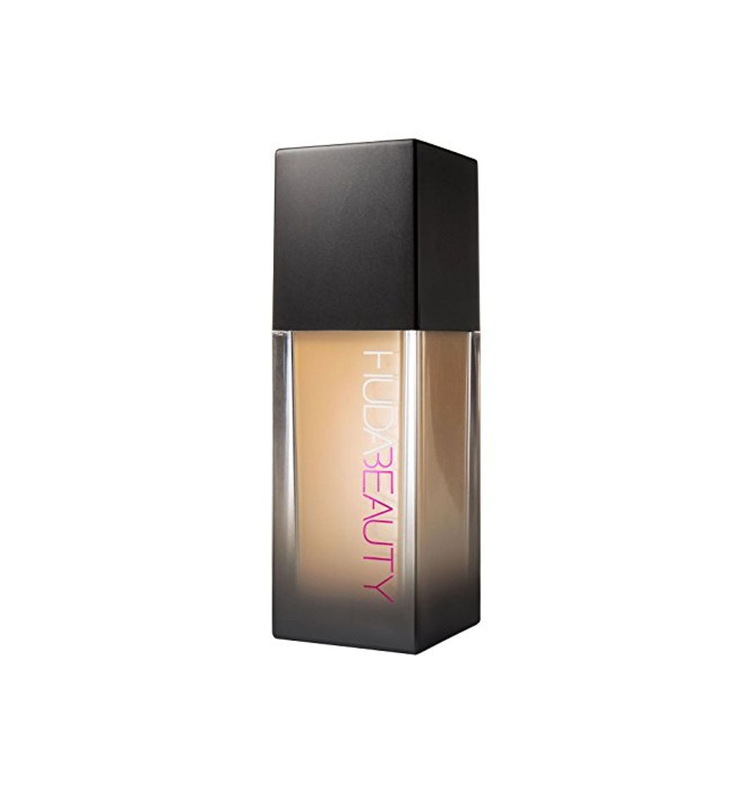 Social Base de maquillaje Huda Beauty