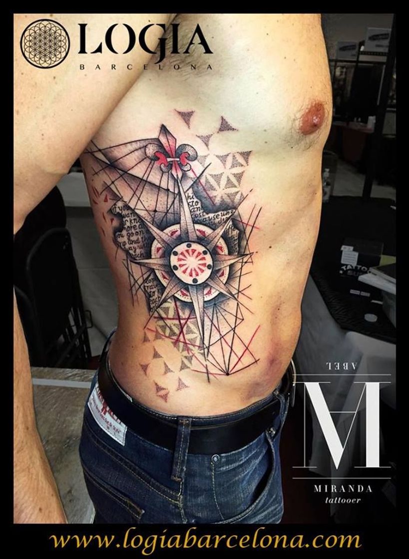 Moda Tatuaje de la rosa de los vientos | Modele tatouage, Tatouage, Ulis