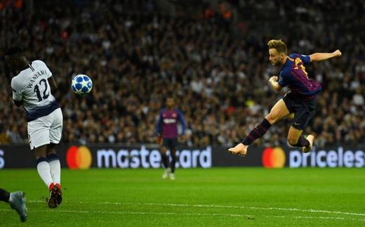 Gol de Rakitic vs Tottenham 