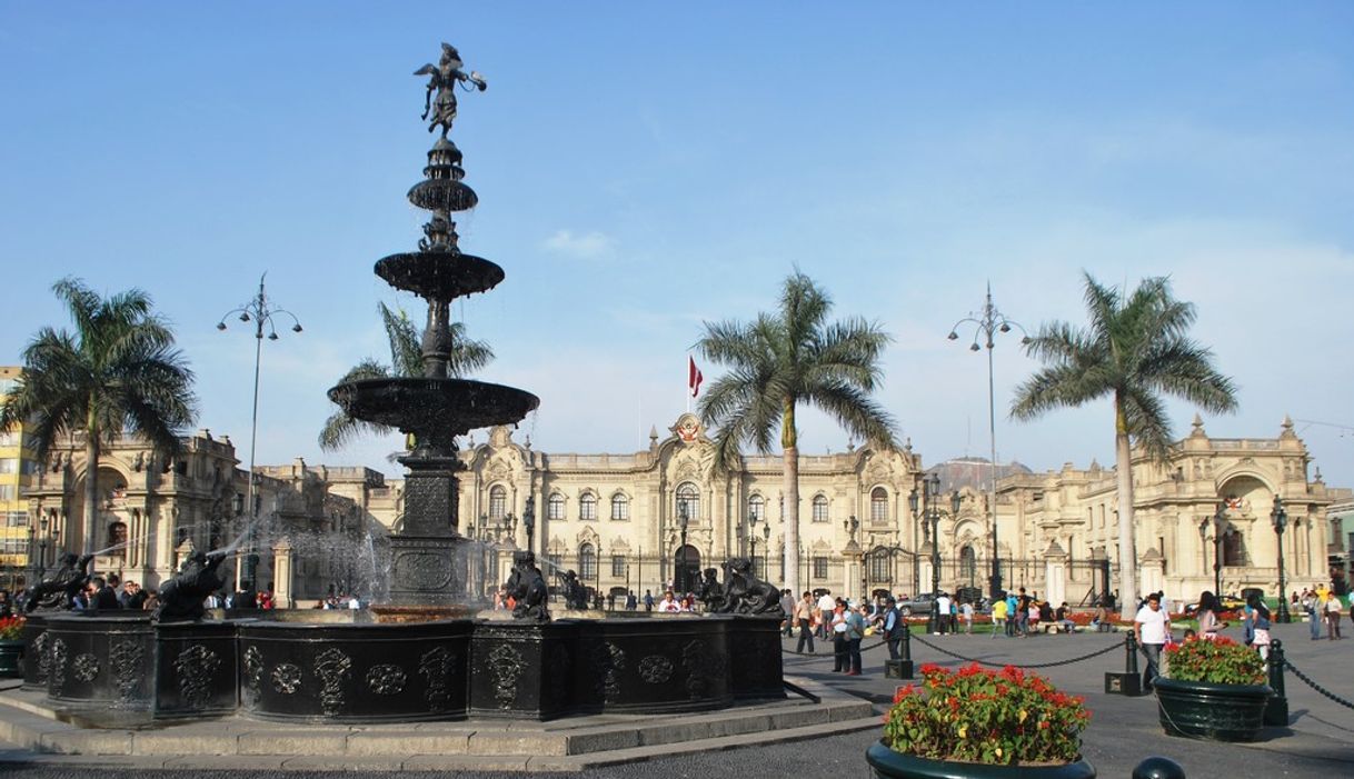 Place Plaza de Armas de Lima