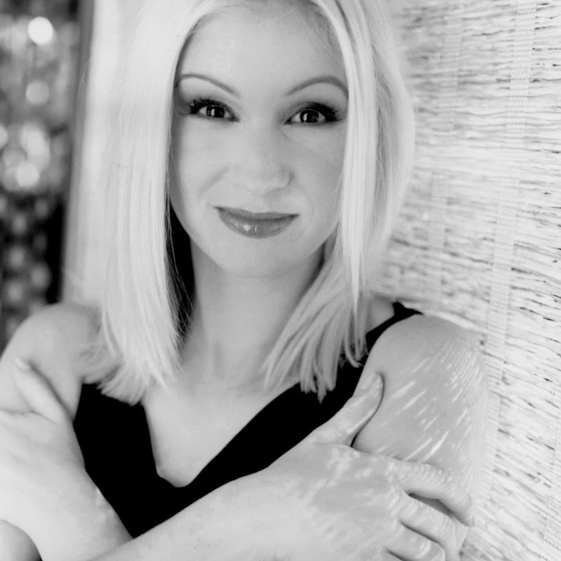 Social Crystal Lewis - Topic - YouTube