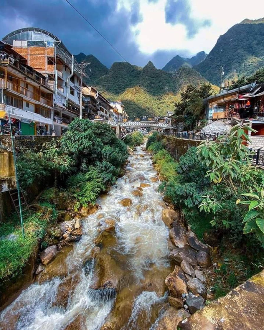 Lugar Machu Picchu Pueblo