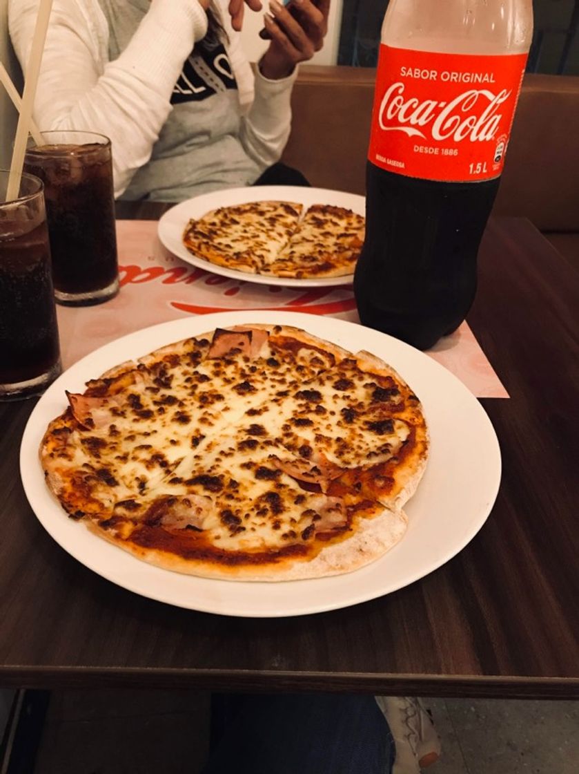 Restaurants FRIEND'S PIZZA