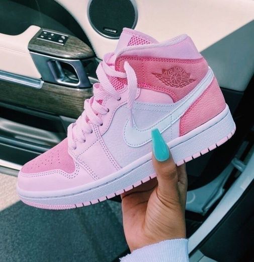 Nike air Jordan pink 