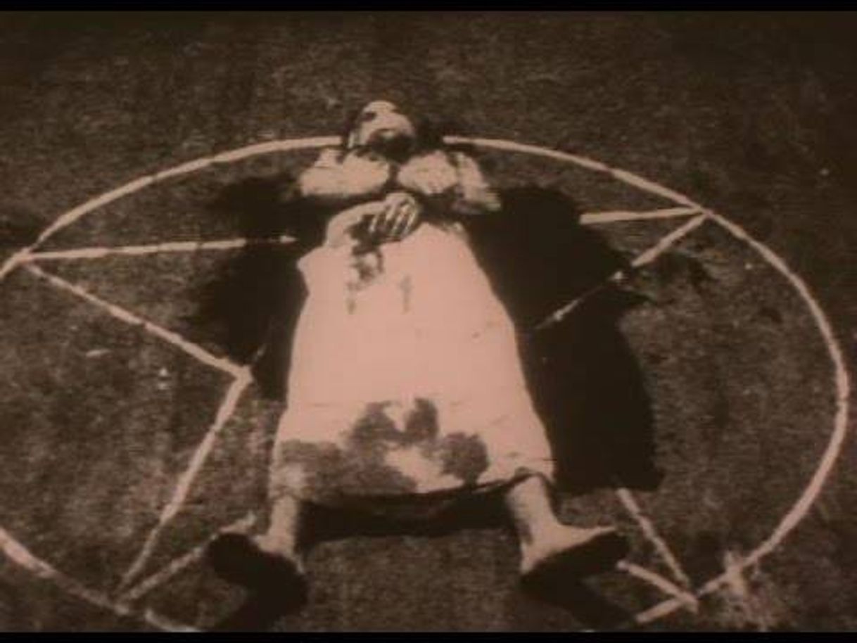 Movie La puerta negra