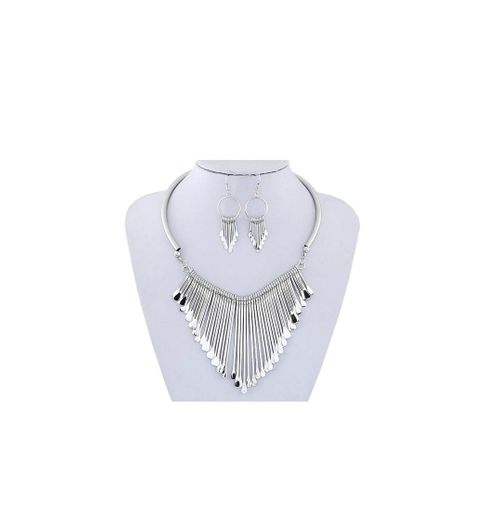 Juego de collar y aretes 