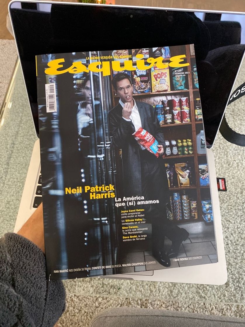 Books Esquire - Men's Fashion, Cocktails, Politics, Interviews, and Women