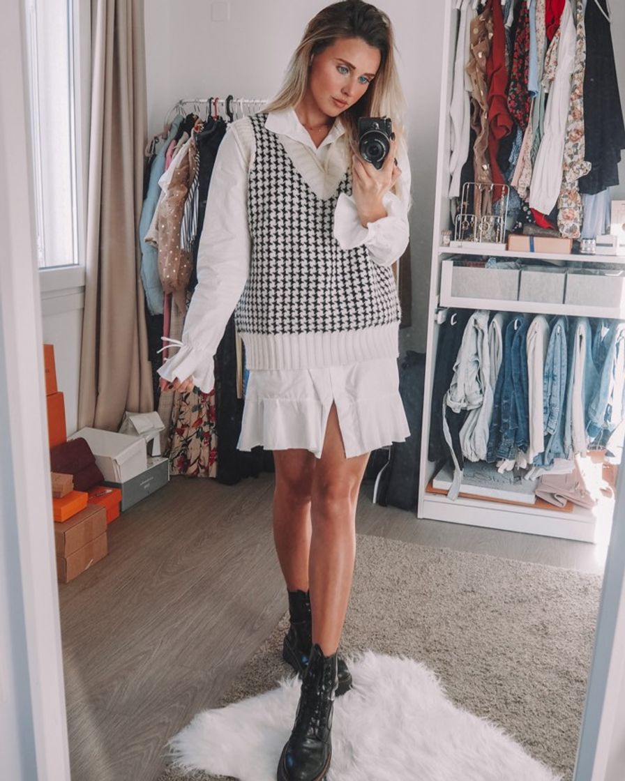 Moda Houndstooth Sweater Vest