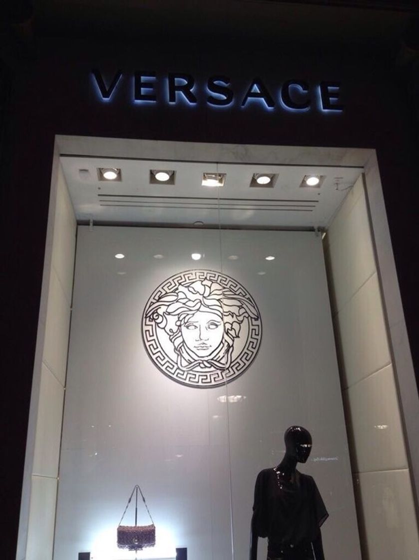 Moda VERSACE 