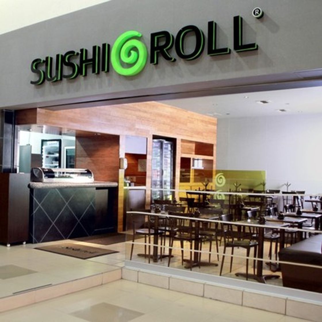 Restaurantes Sushi Roll Plaza las Americas