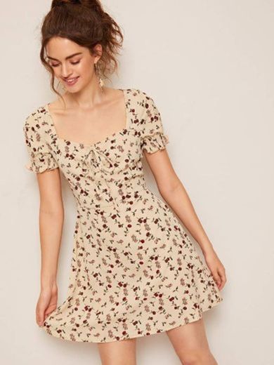 Vestido floral con manga de puño