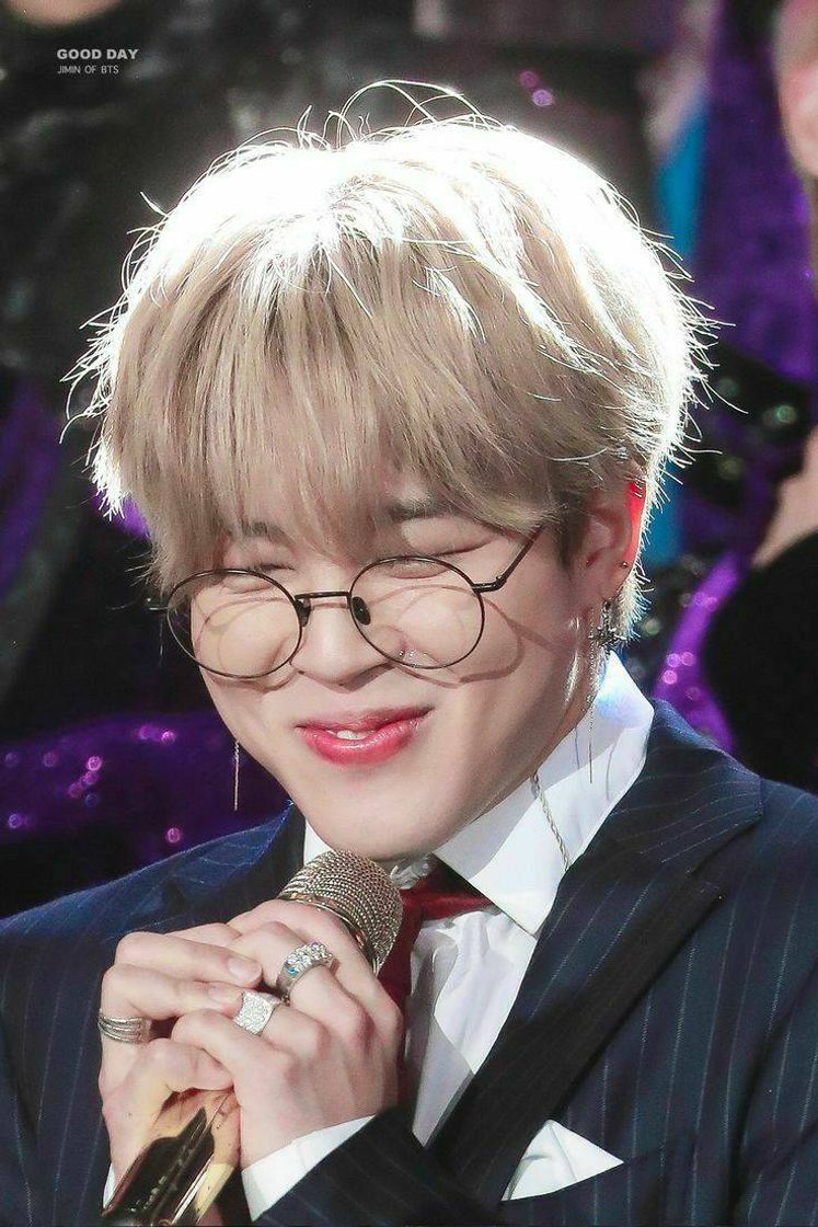 Moda As fotos mais fofas do jimin ( q eu encontrei 🤭) 💖💖💖💖 