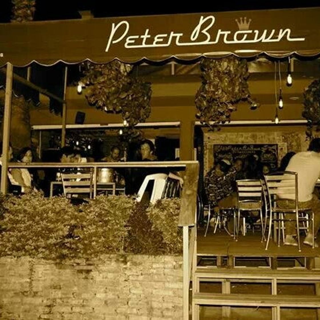 Restaurantes Peter Brown Bar