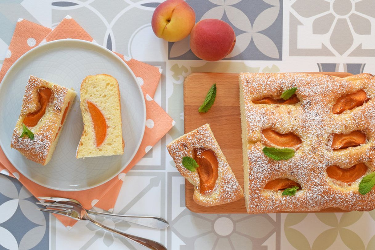 Pastel de albaricoque (o melocotón) y yogur: receta polaca para un ...