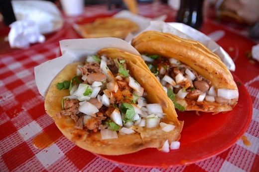 Tacos de birria El compita