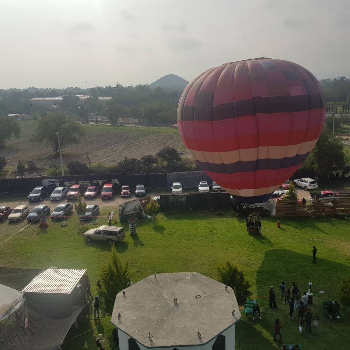 Lugar Centro de Espectaculos TEOTIHUACAN