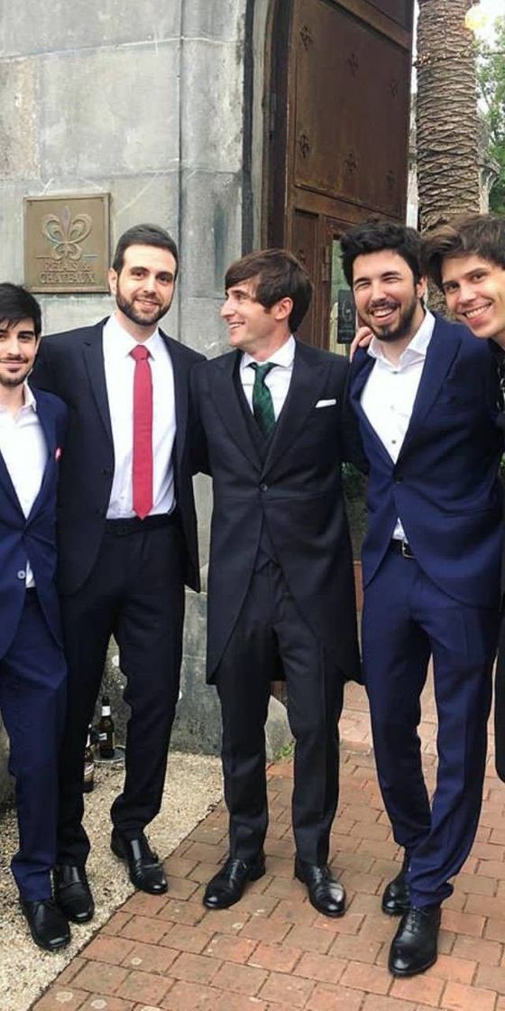 Youtubers: Elrubiusomg, TheWillirex, Vegetta777, Auronplay..