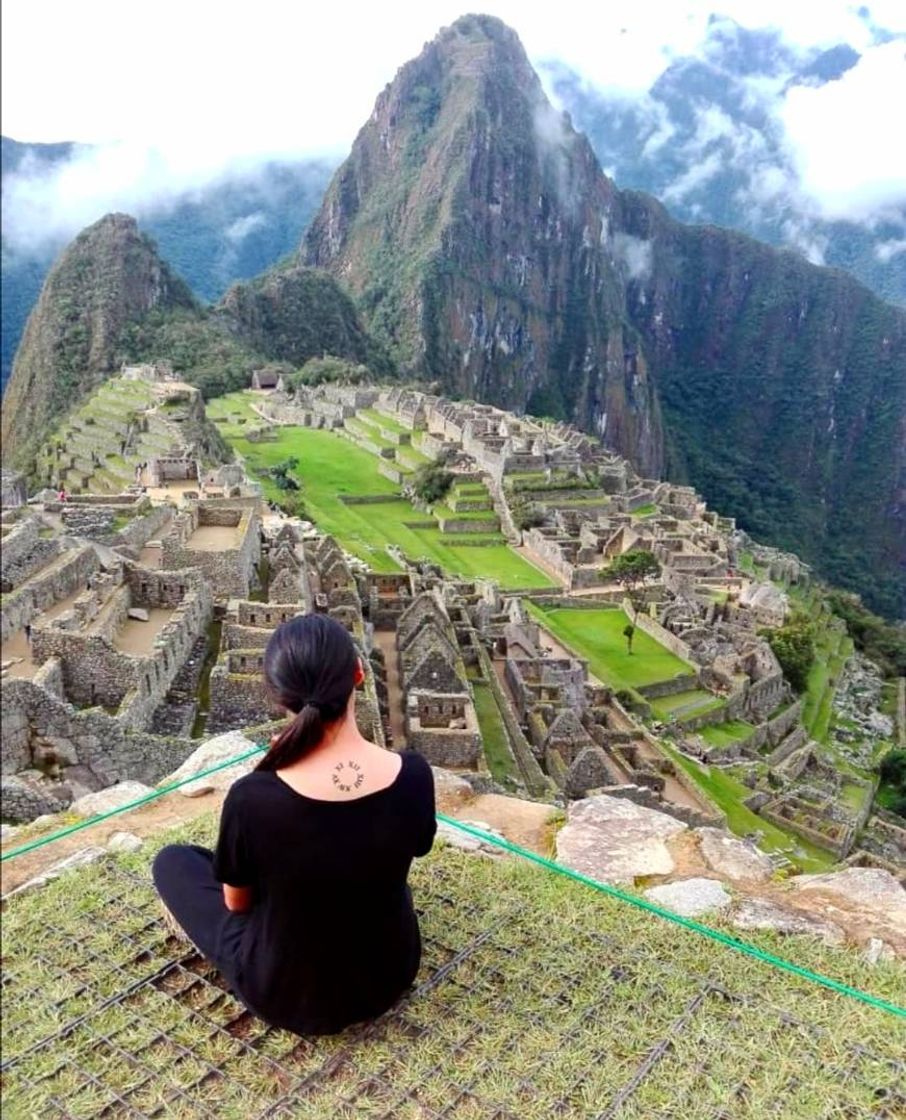 Lugar Machu Picchu Pueblo