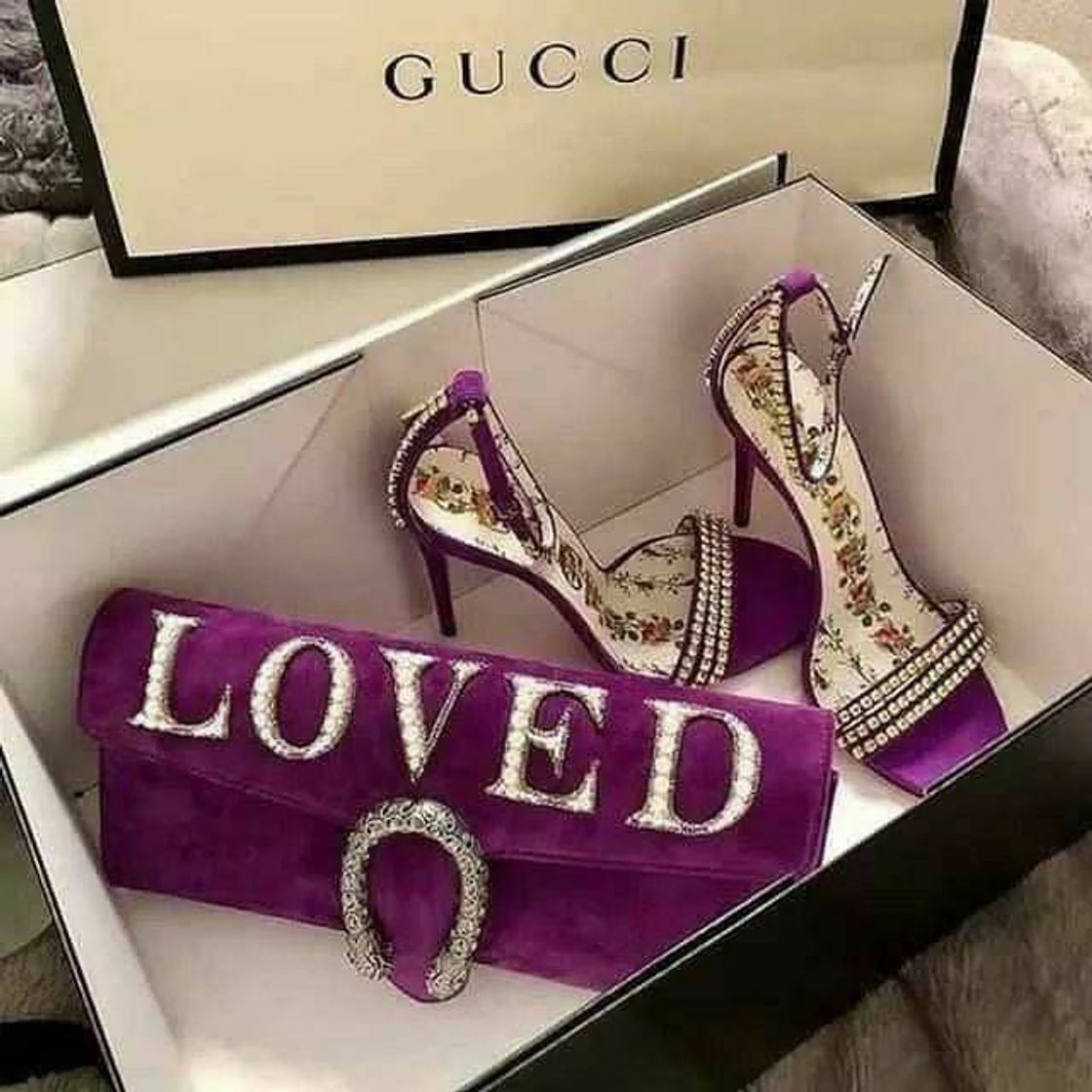 Social GUCCI