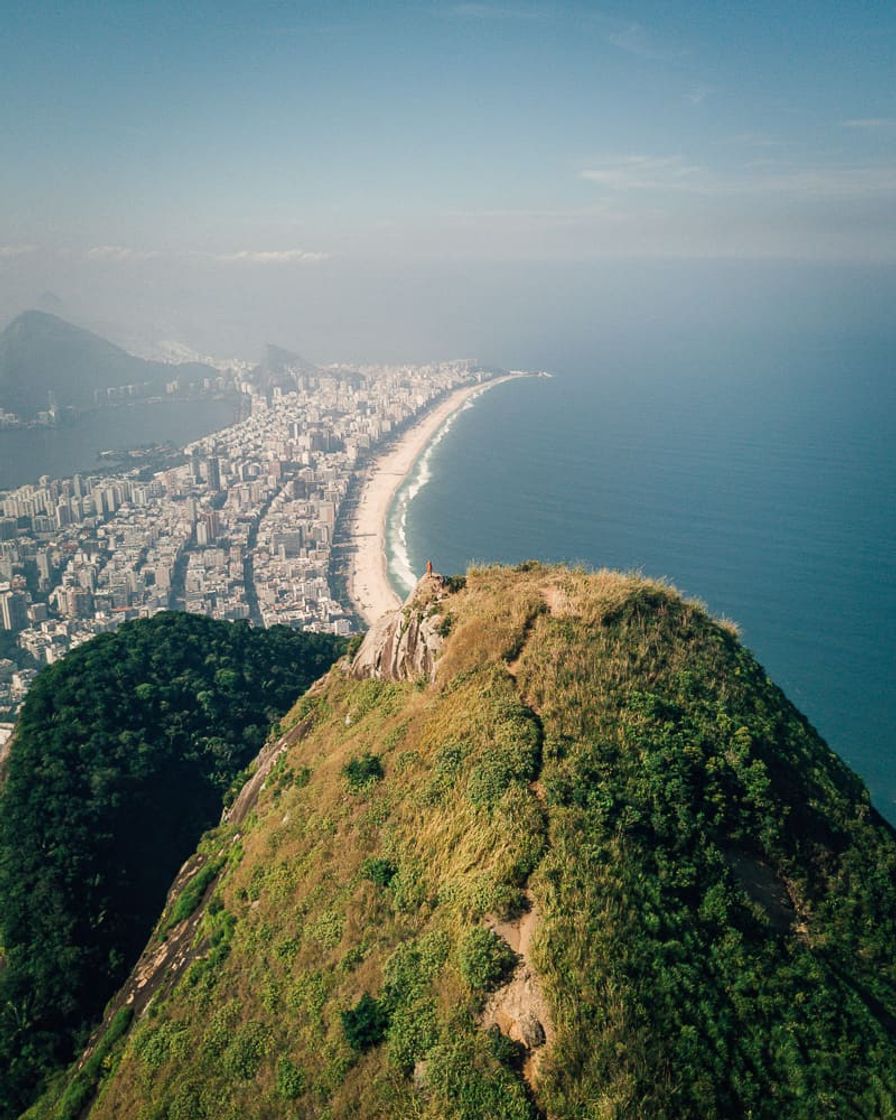 Restaurants Morro Dois Irmãos - Two Brothers Hill