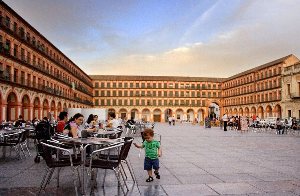 Lugar La Plaza de la Corredera