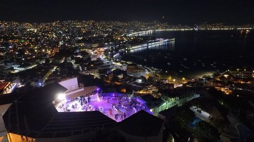 Ciro's SkyBar Acapulco