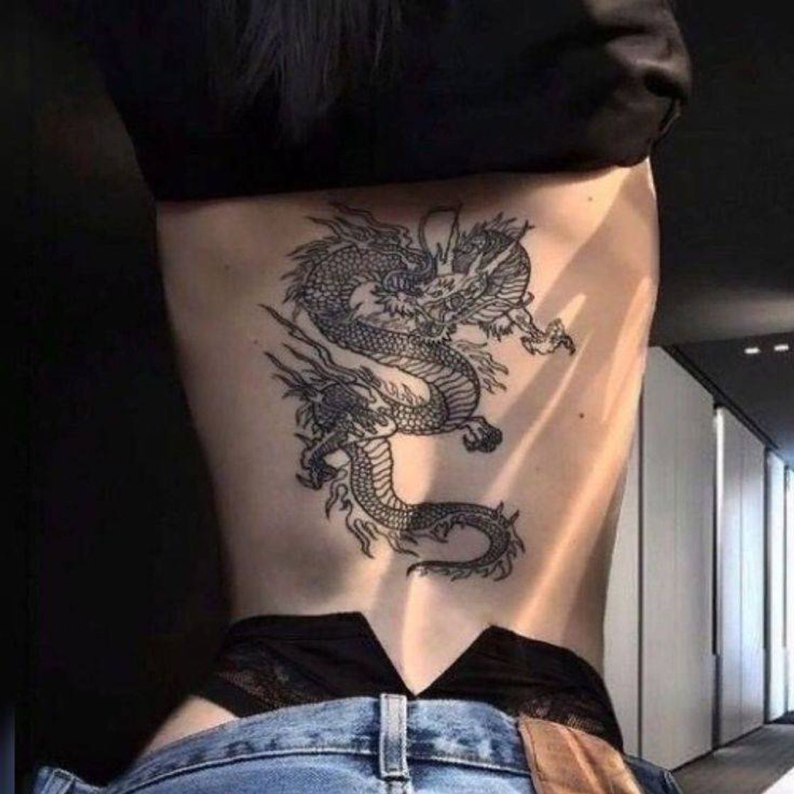 Fashion dragon tattoo