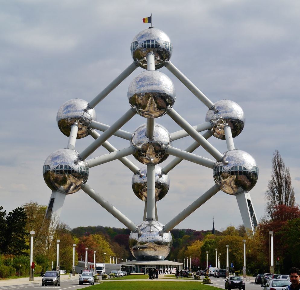 Lugar Atomium