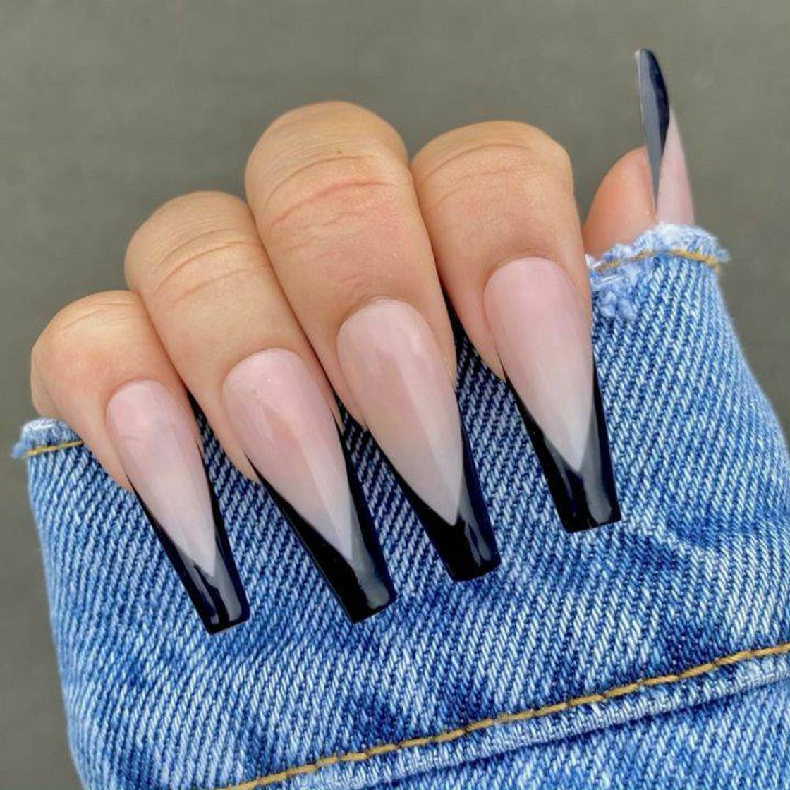 Fashion Inspiração de unhas francesinha preta🖤