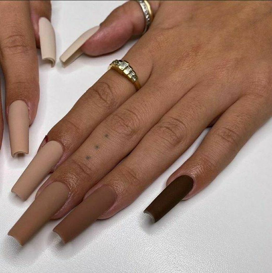 Fashion Inspiração de unhas tons de marrom🤎