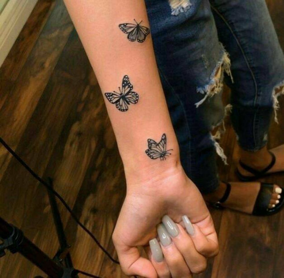 Moda tatoo borboletas 