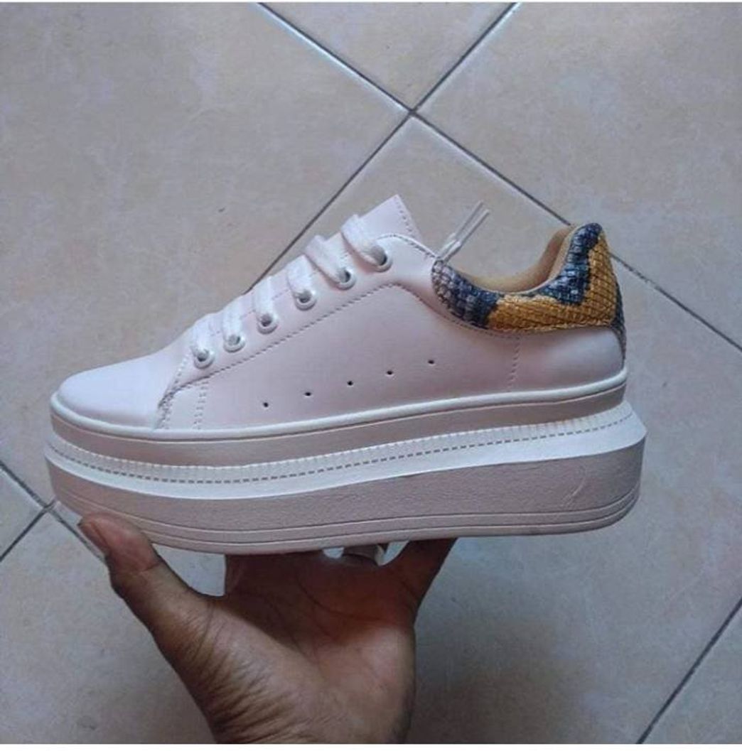 Tenis