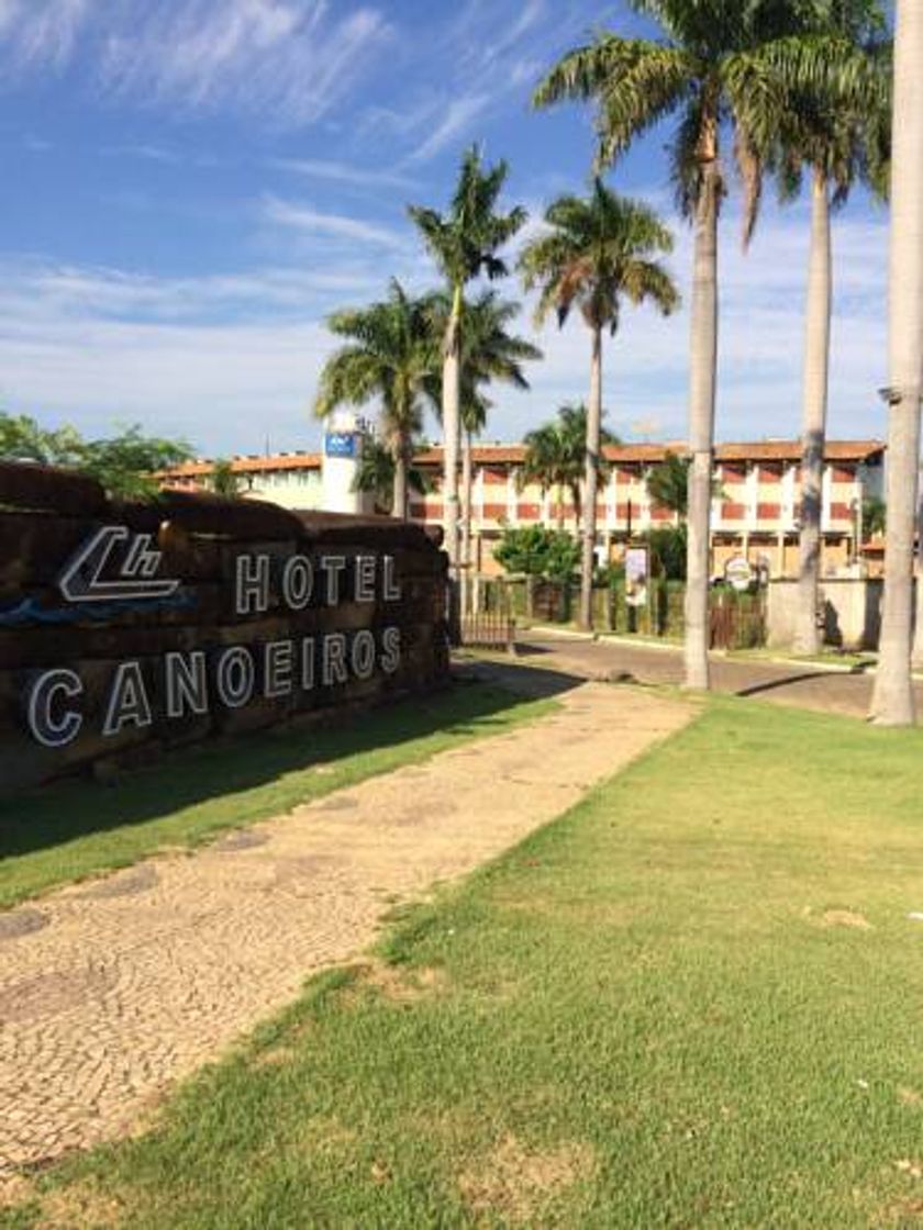 Lugar Hotel Canoeiros