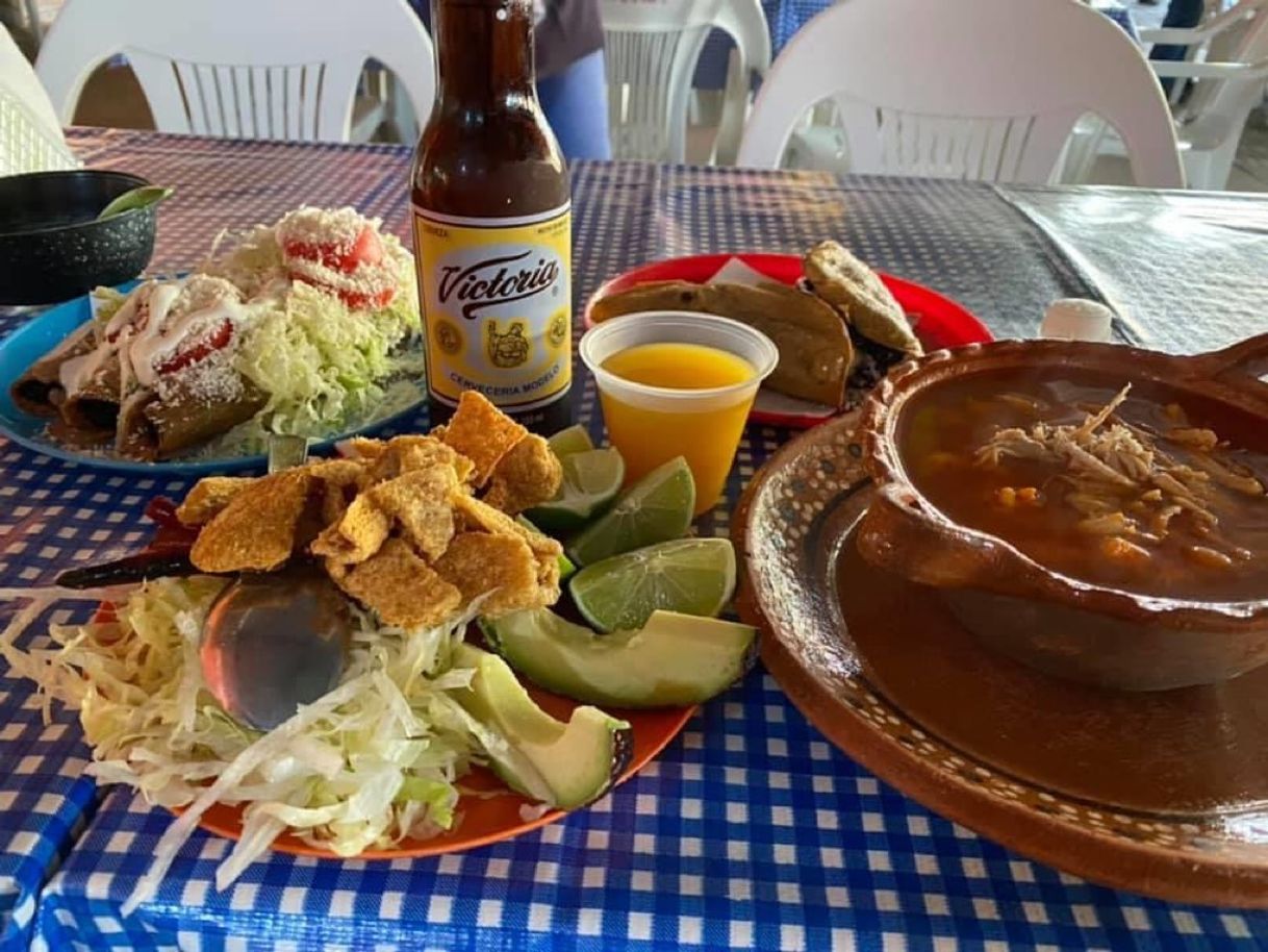 Pozoleria Doña Vito