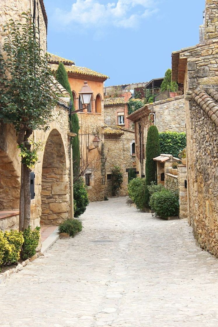 Place Peratallada