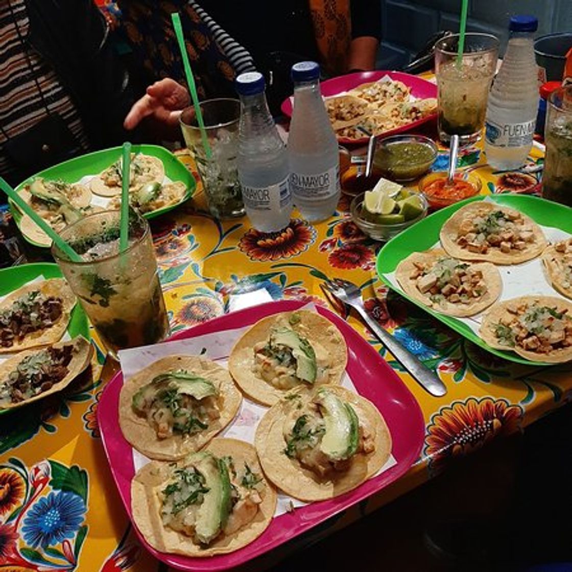 TAQUERIA KIKI'S