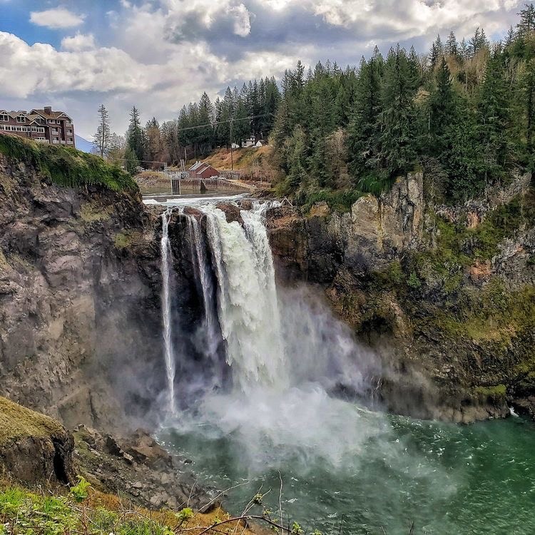 Places Snoqualmie Falls