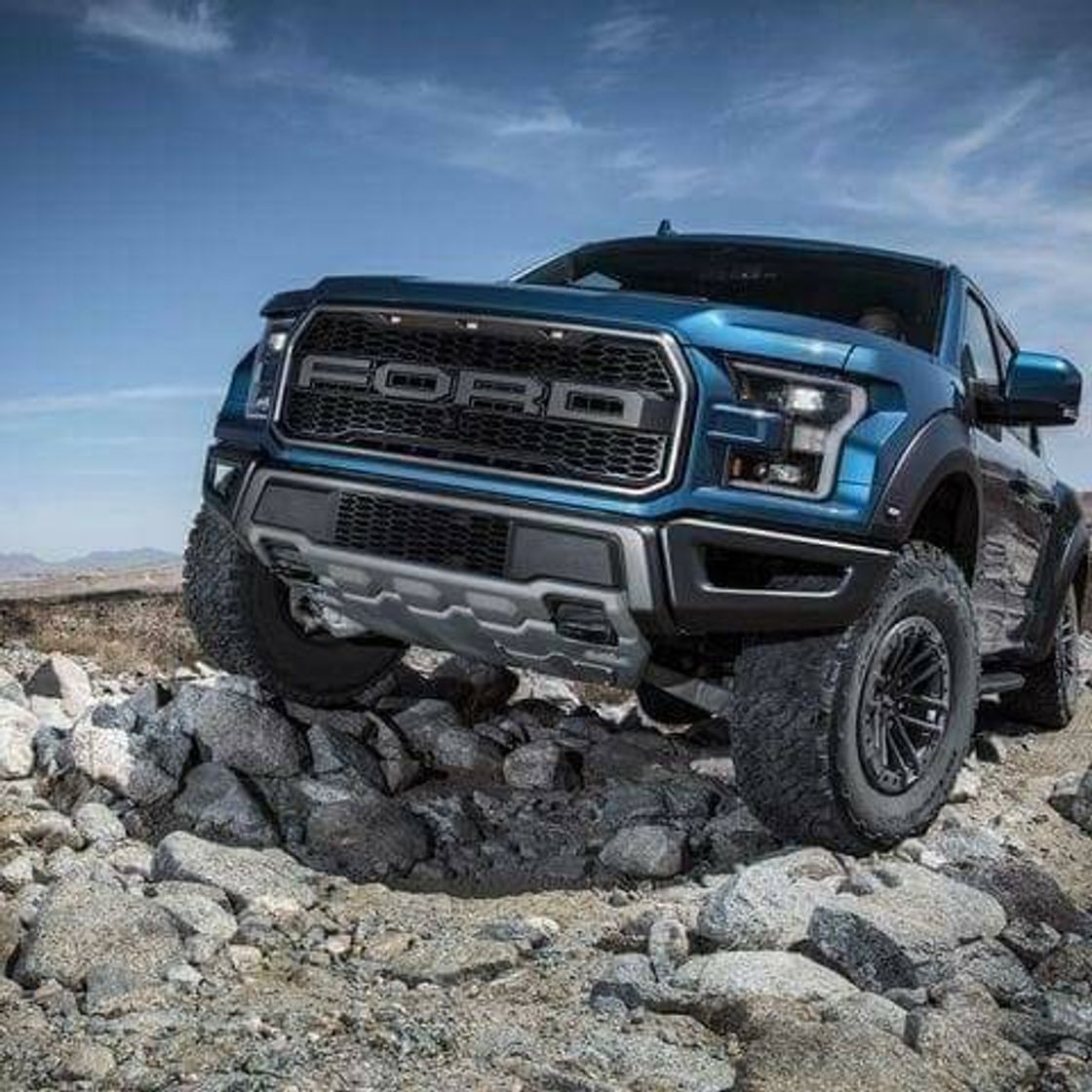 Moda Ford 150 raptor