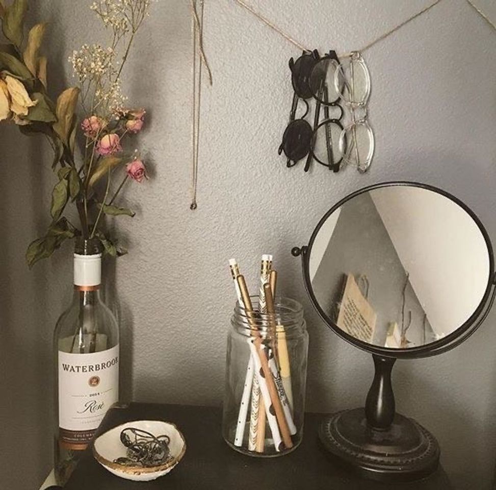 Social express your personality in your room