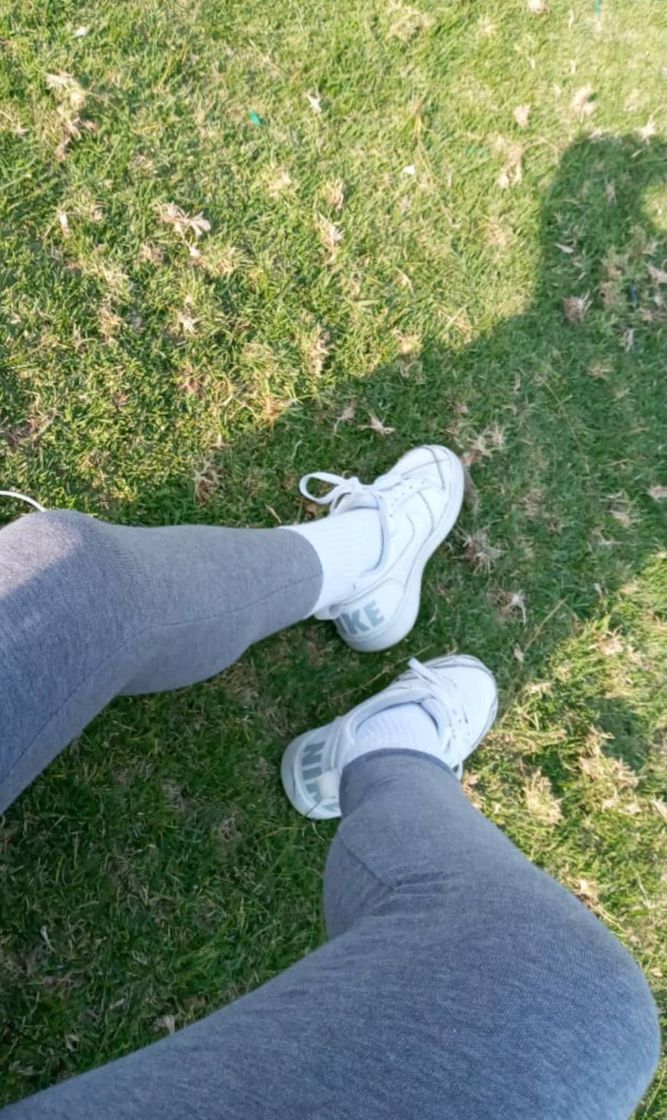 Nike Court Borough Low 2, Zapatillas de Baloncesto para Hombre, Blanco